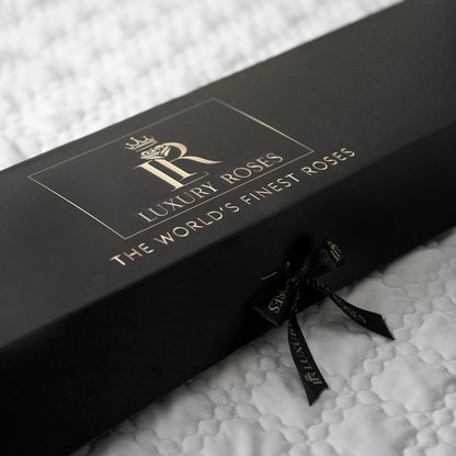 VALENTINE´S DAY RED ROSES LUXURY BOX WITH CHOCOLATE