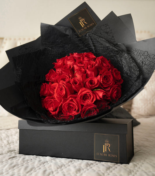 VALENTINE´S DAY RED ROSES BOUQUET