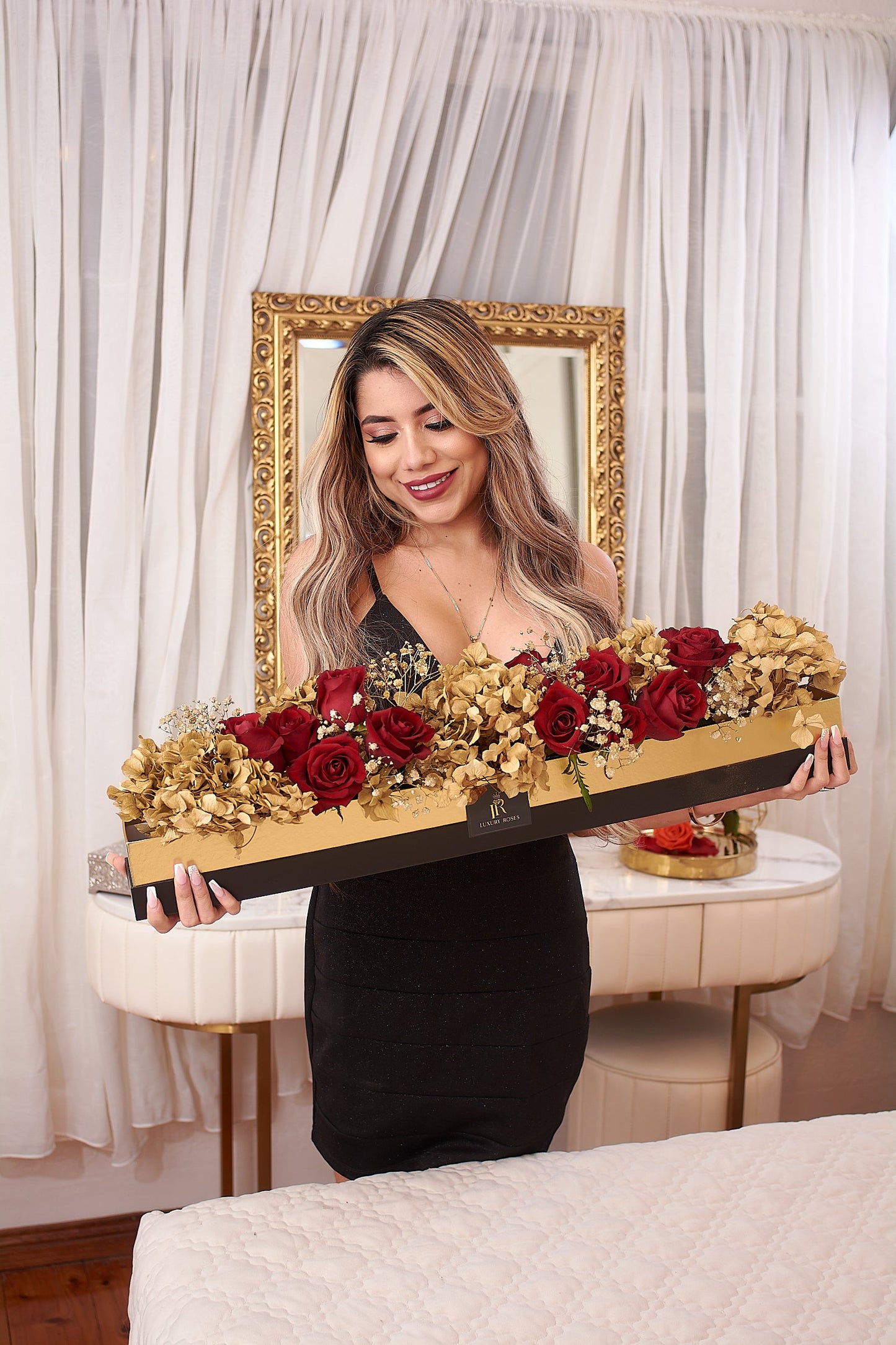 VALENTINE'S DAY LUXURY RED ROSE BOX AND HYDRANGEAS