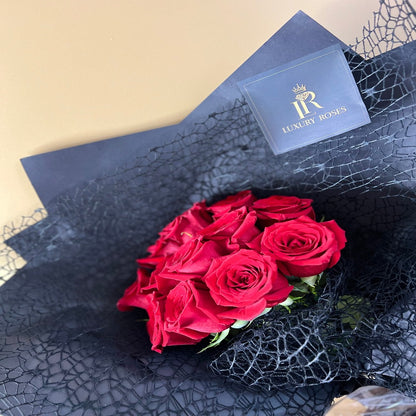 VALENTINE'S DAY RED ROSES BOUQUET & MOET